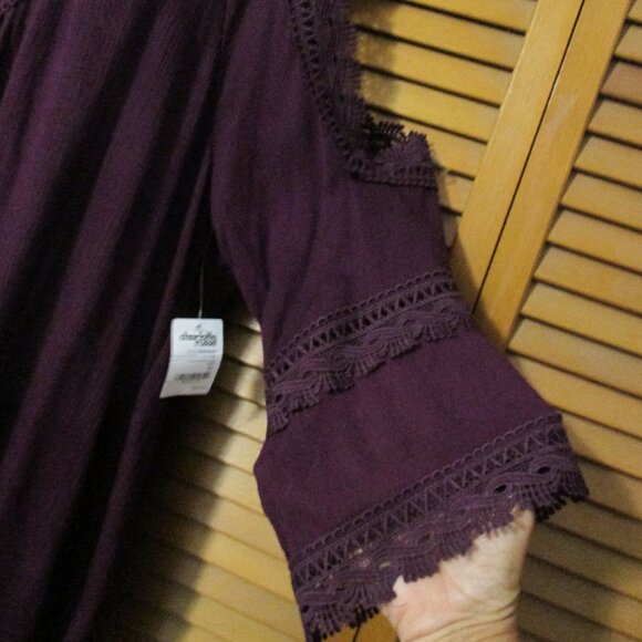 Charlotte Russe NEW top purple Whimsy Goth feminine lace open shoulder size XL - Picture 7 of 9